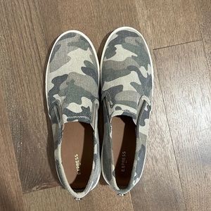 Express Camo shoes